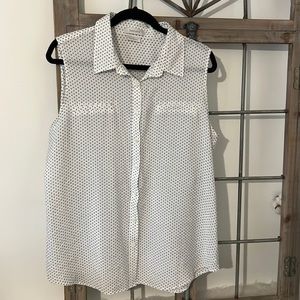 VanHeusen Sleeveless Blouse